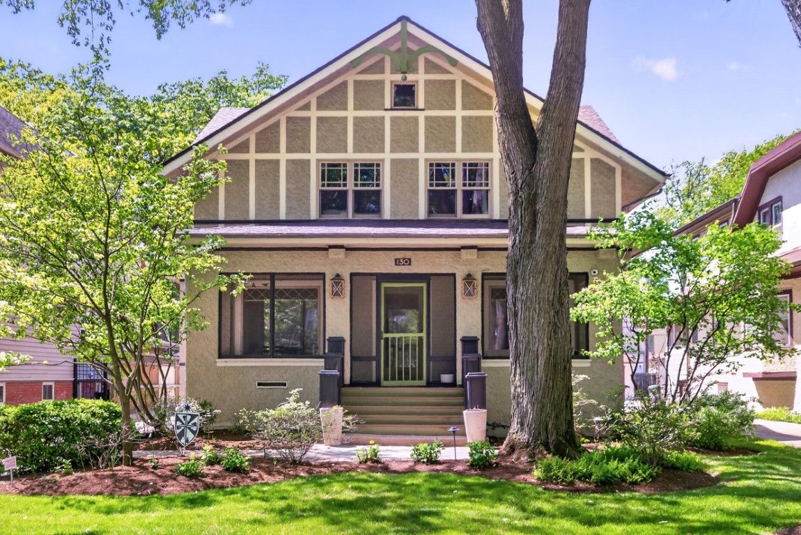 130 Gale Avenue — River Forest, IL 60305