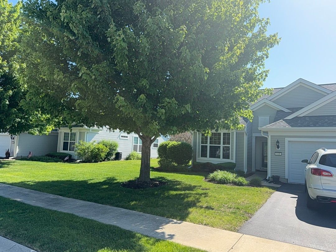 820 Treetop Lane — Shorewood, IL 60404