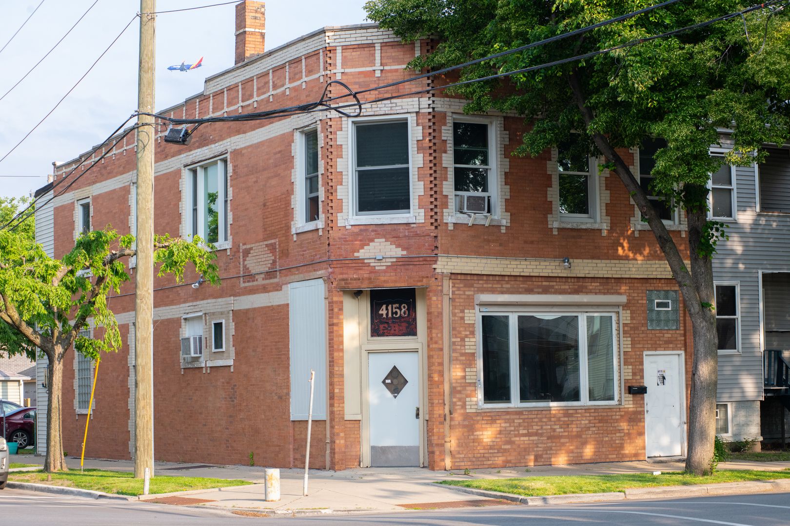 4158 S Campbell Avenue — Chicago, IL 60632