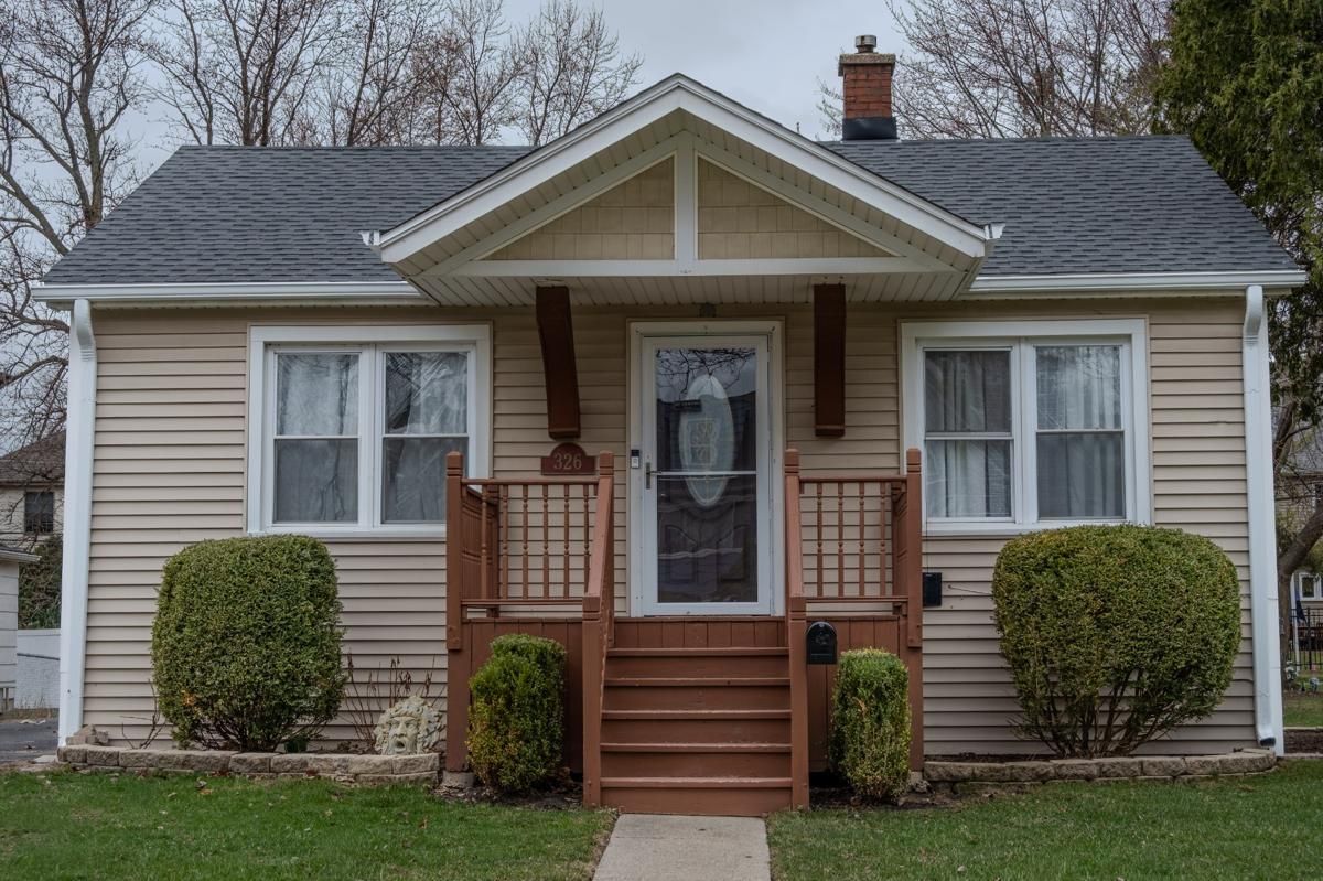 326 S Hudson Street — Westmont, IL 60559
