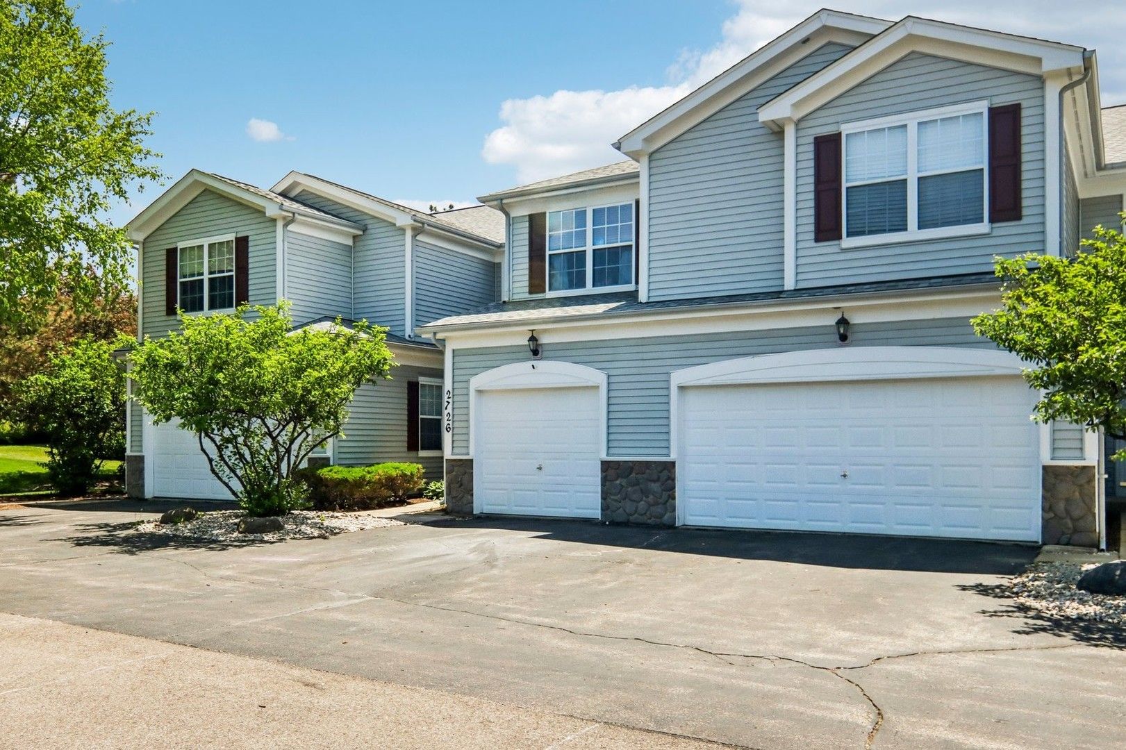 2726 Kendall Crossing — McHenry, IL 60051