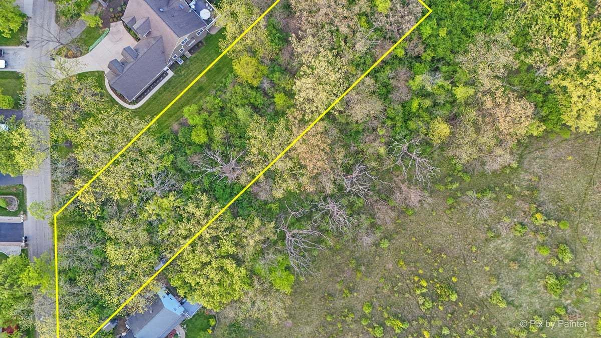806 Wauconda Road — Wauconda, IL 60084