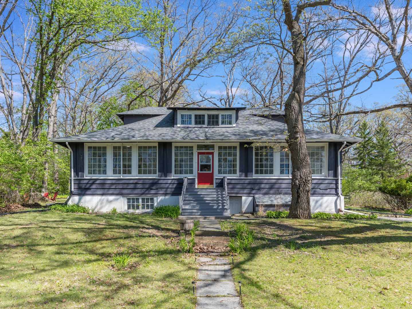 1915 Highland Park Drive — Joliet, IL 60432