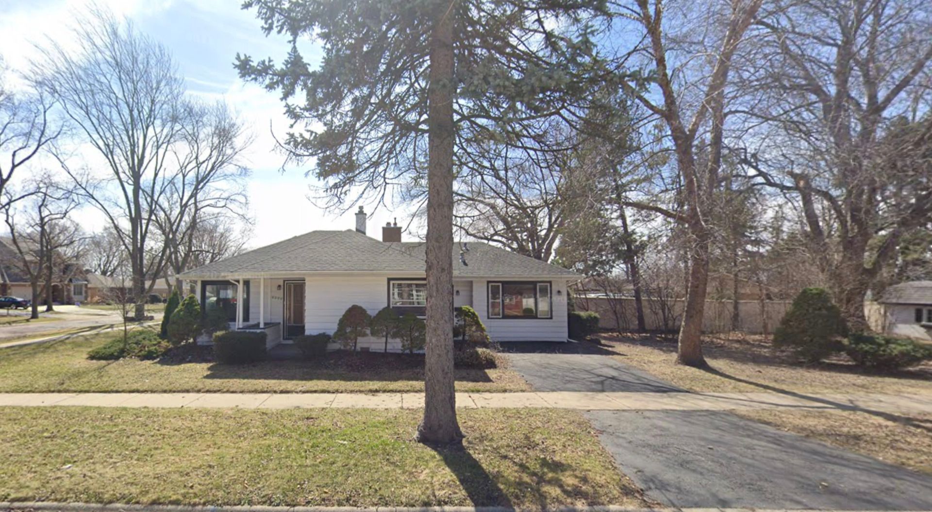 9800 S 51st Avenue — Oak Lawn, IL 60453