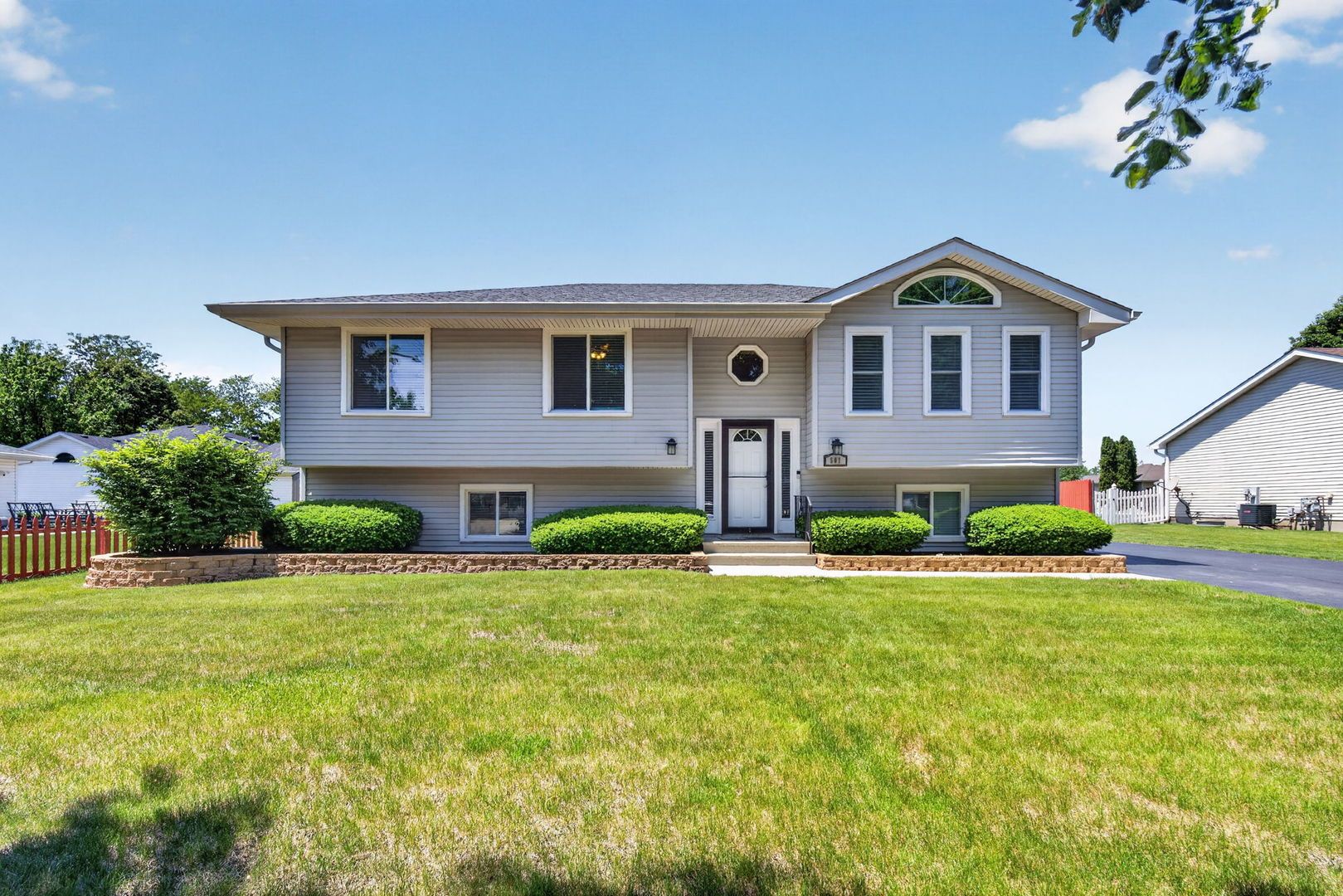 501 Northfield Drive — Joliet, IL 60435