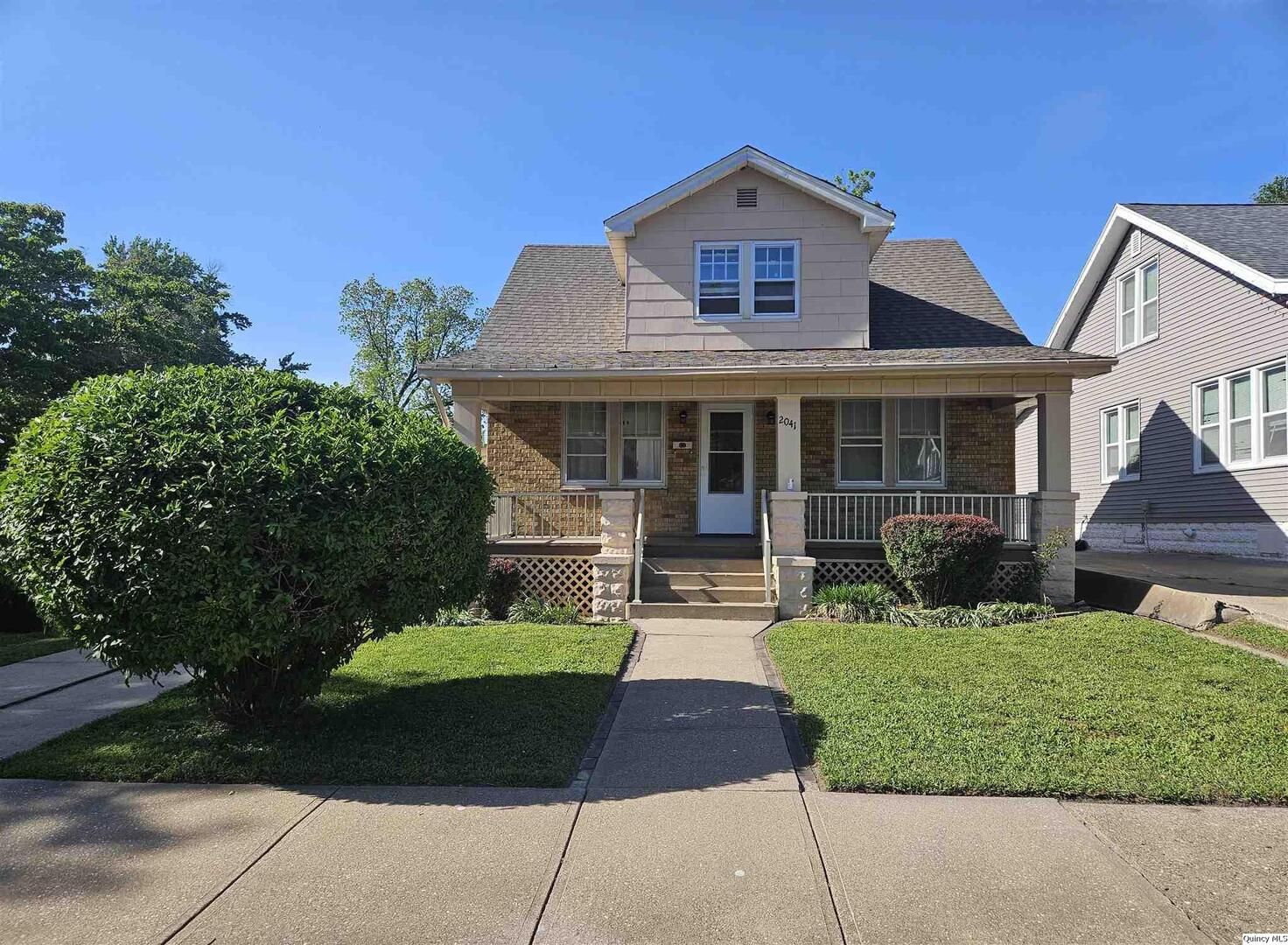 2041 Elm Street — Quincy, IL 62301