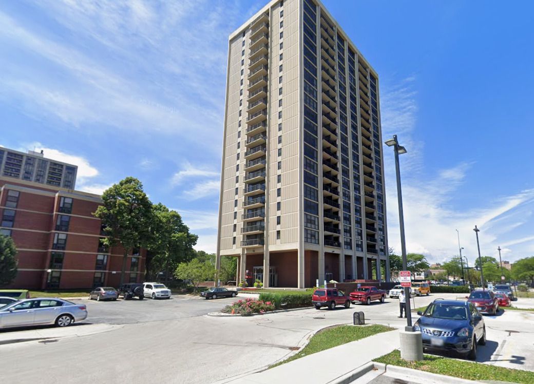 2901 S Michigan Avenue #506 — Chicago, IL 60616