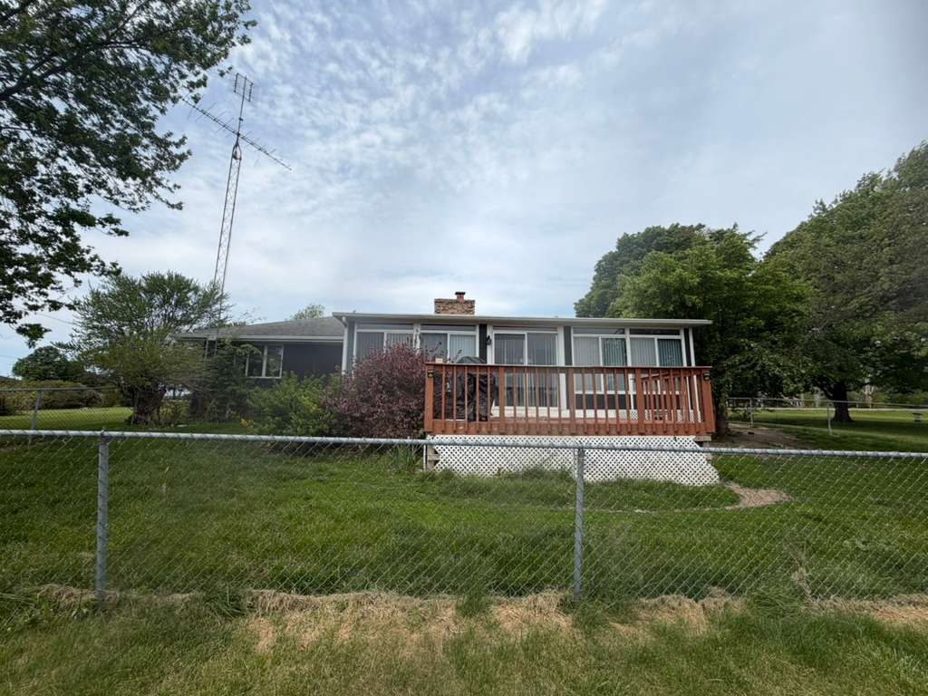 1698 E 950th Road, Tonica, IL 61370