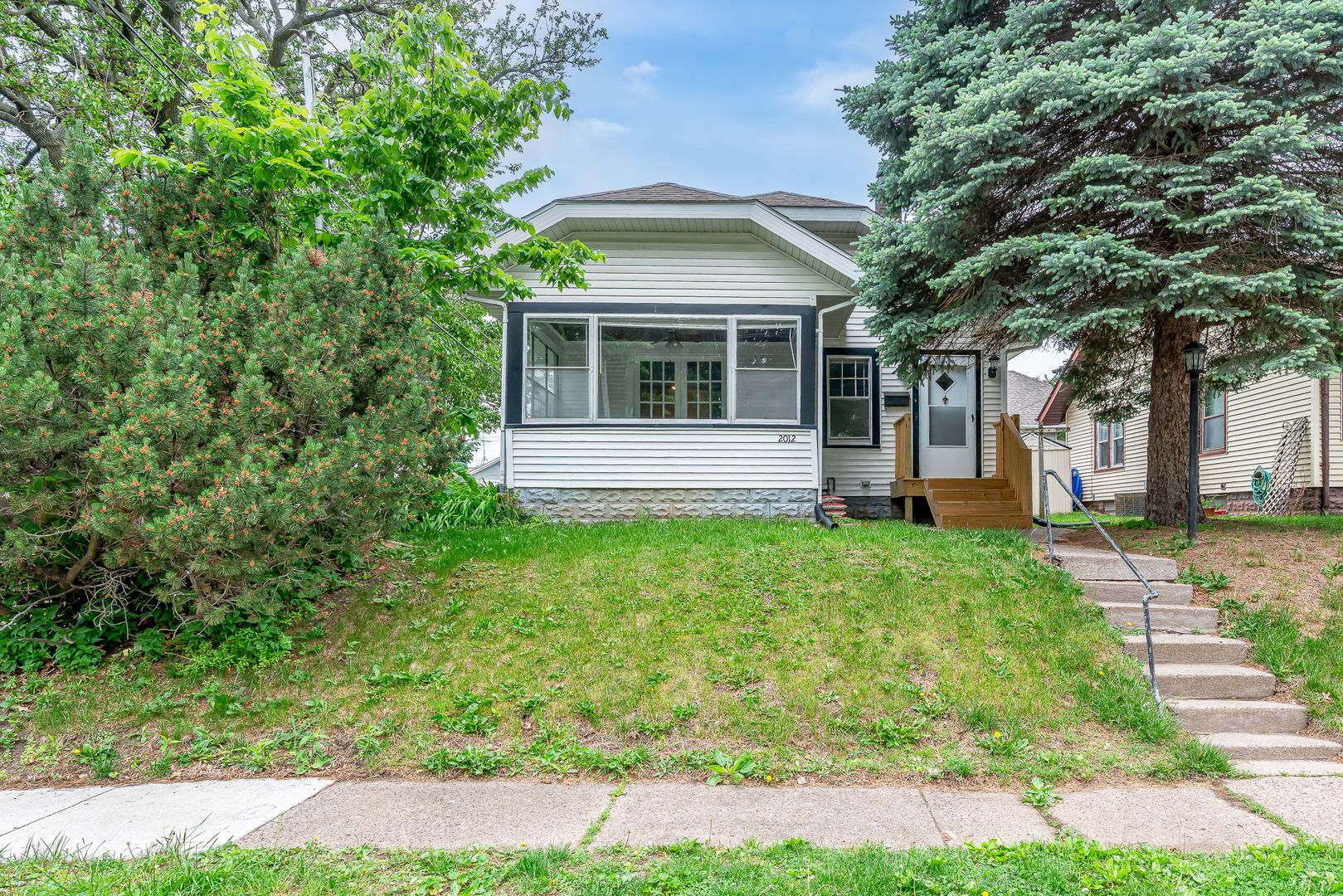 2012 Lorton Avenue — Davenport, IA 52803