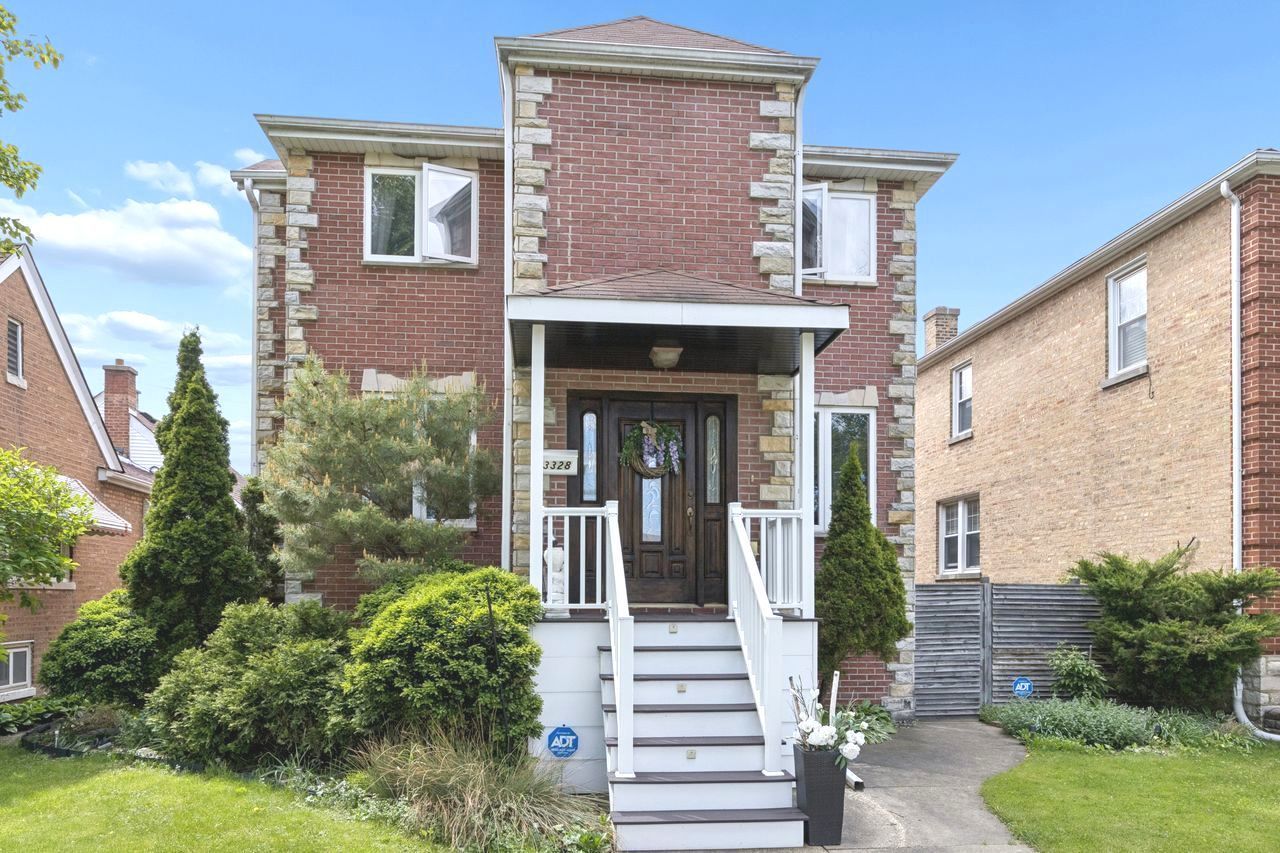 3328 N Plainfield Avenue — Chicago, IL 60634