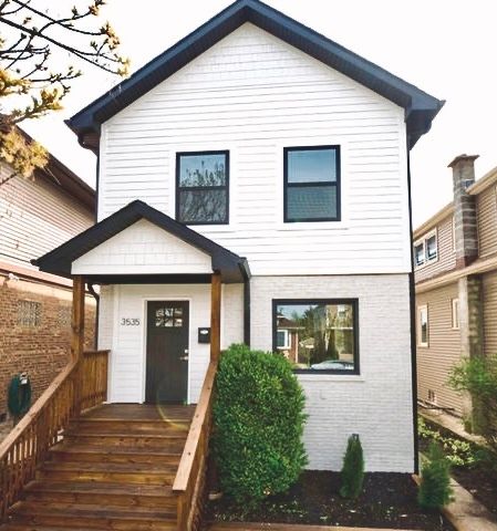 3535 N Osceola Avenue — Chicago, IL 60634