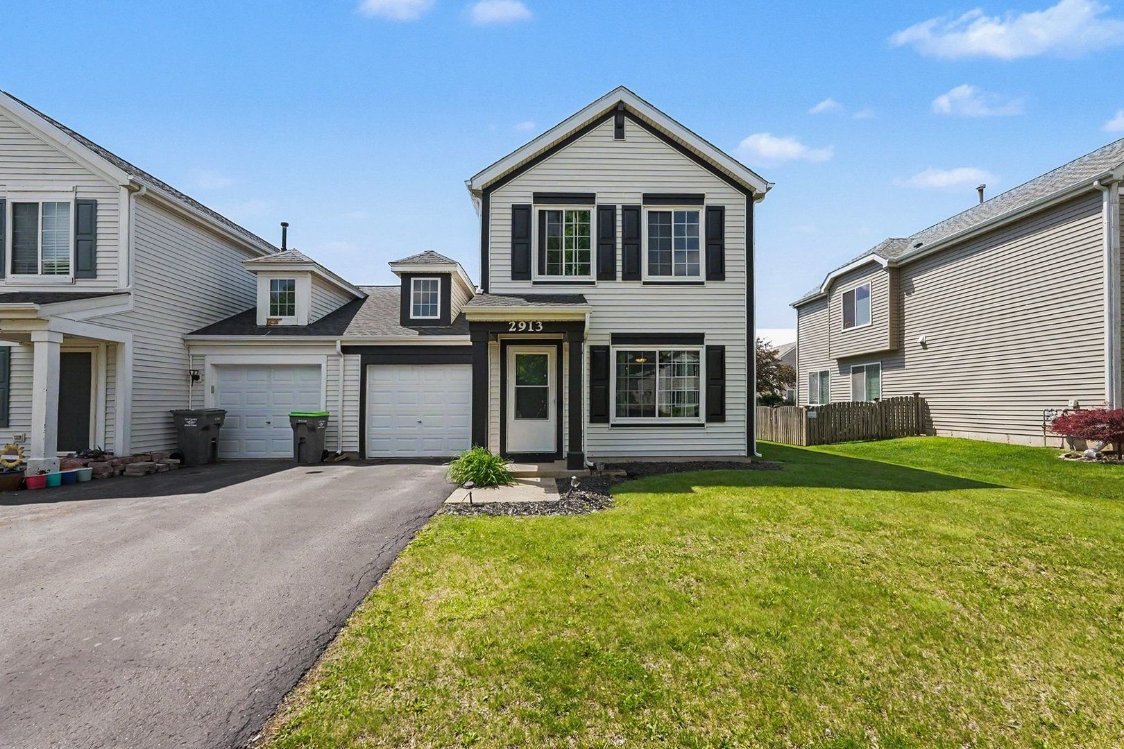 2913 Meadowview Lane — Montgomery, IL 60538