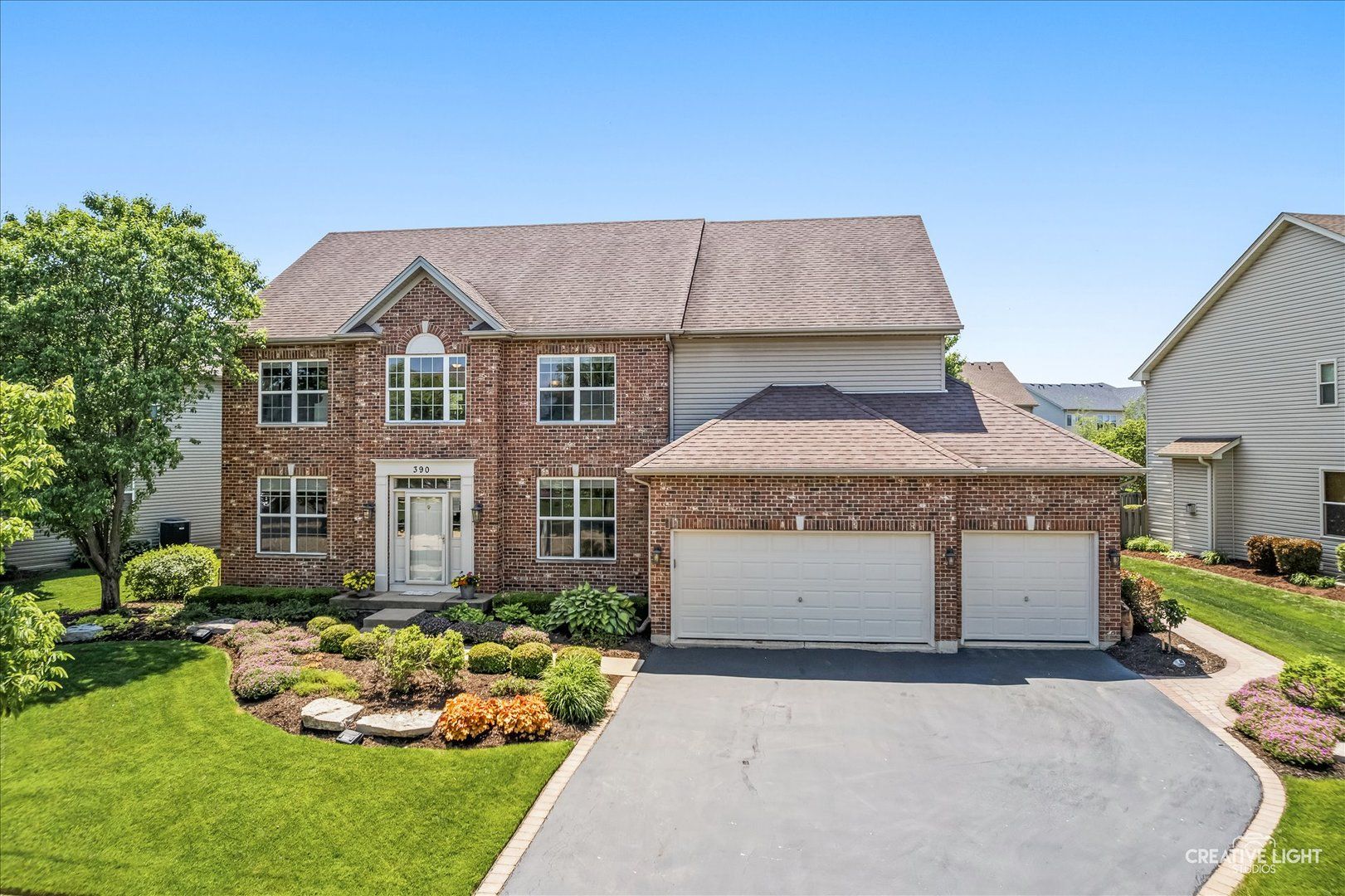 390 Bloomfield Circle E — Oswego, IL 60543