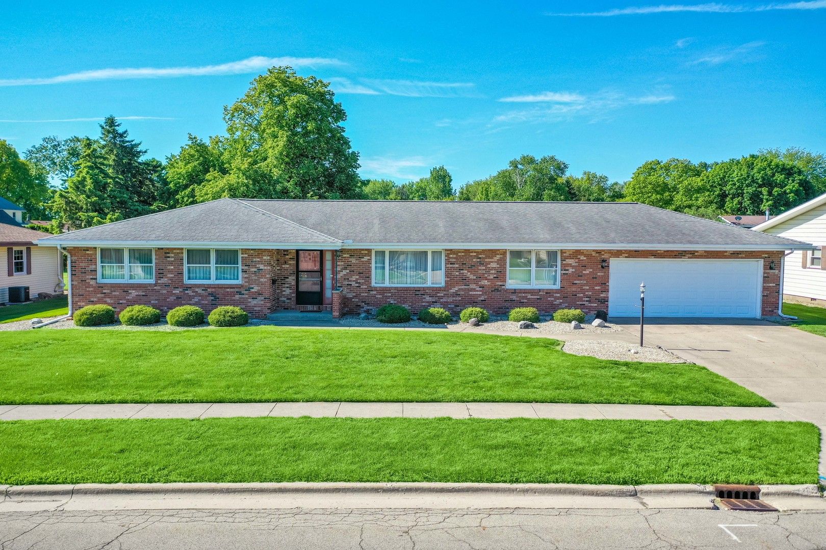 710 E Central Avenue — Princeton, IL 61356