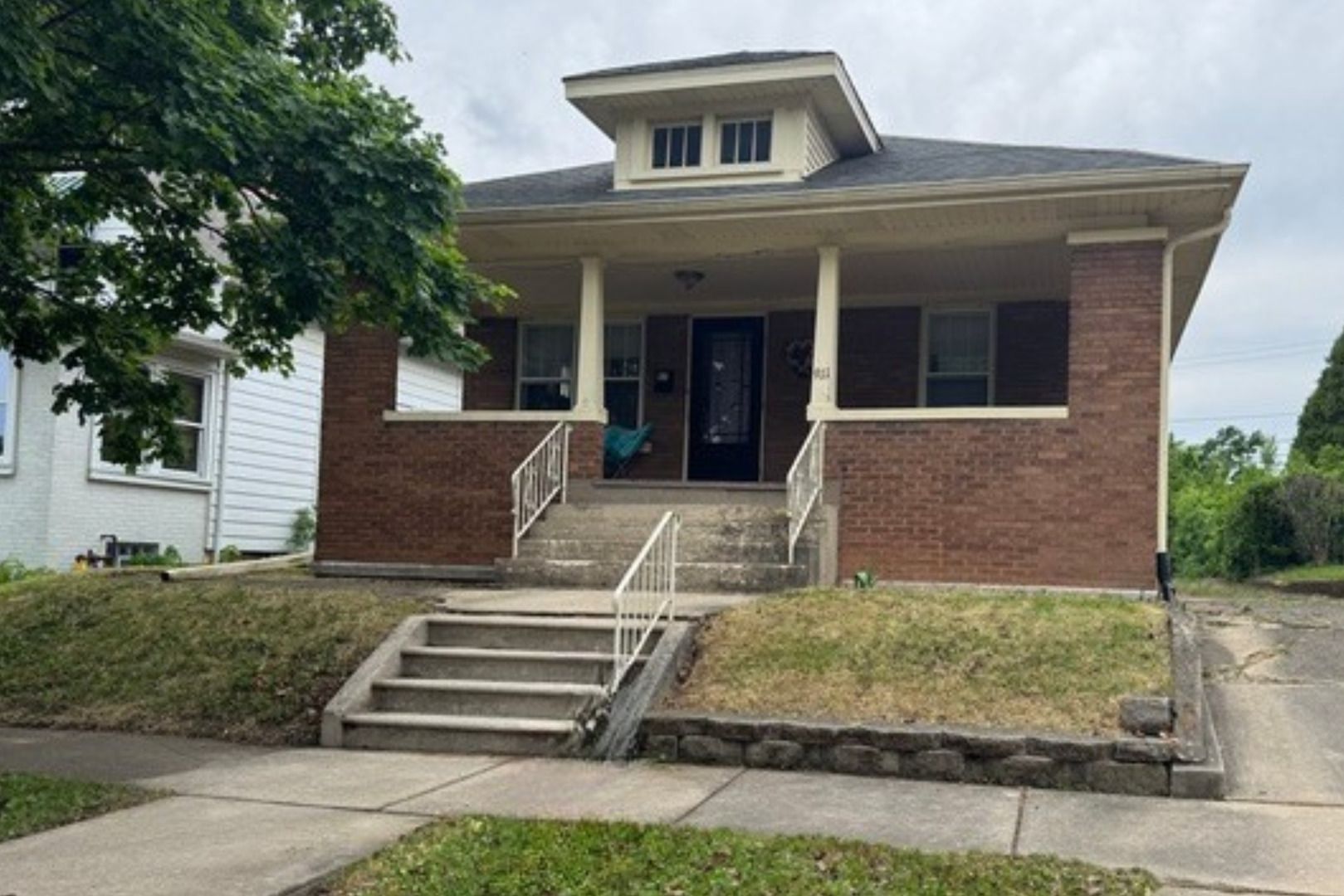 911 Clement Street — Joliet, IL 60435