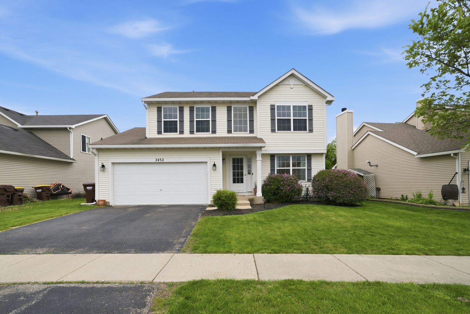 2432 Waterleaf Lane — Woodstock, IL 60098
