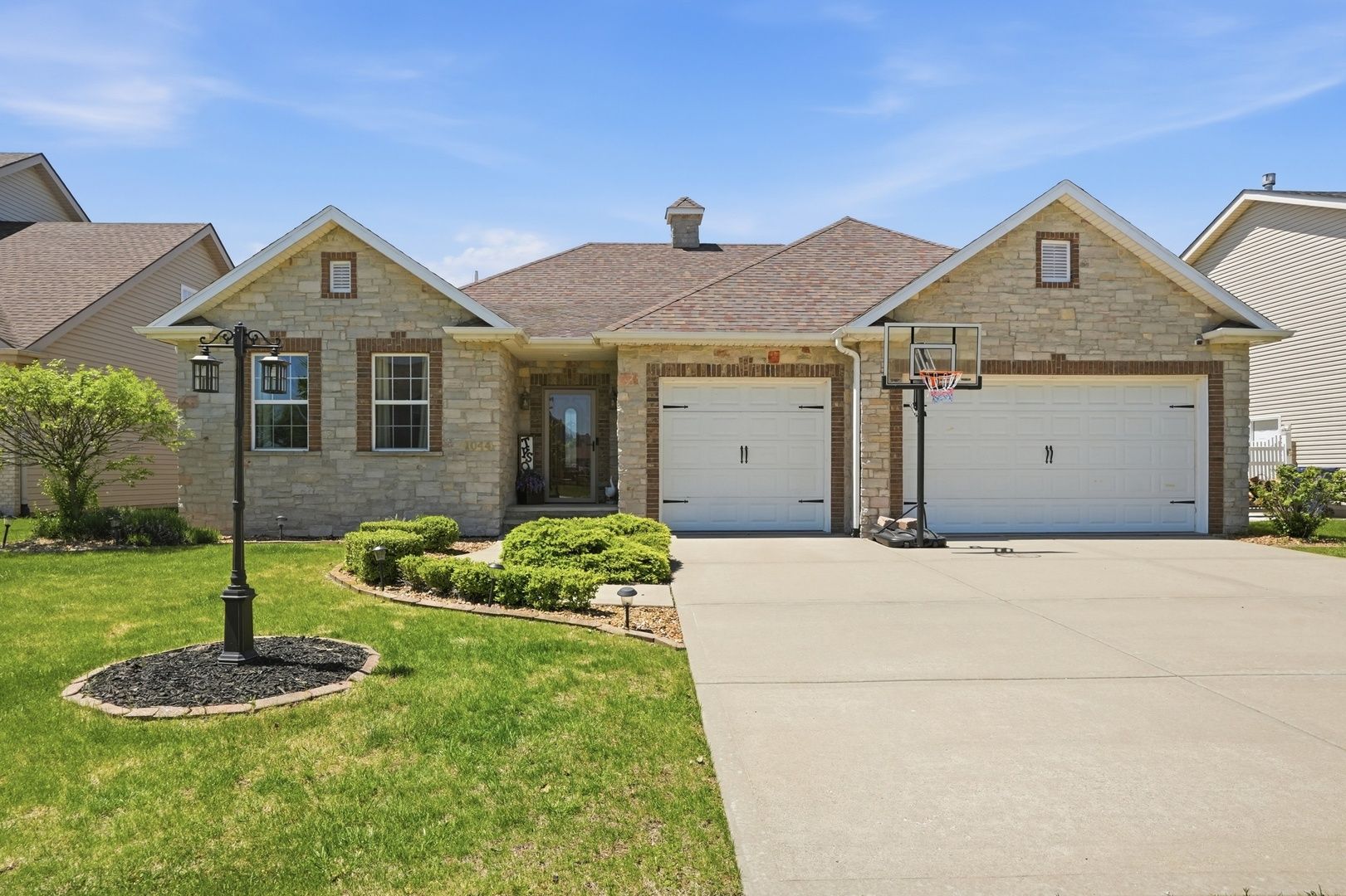 1044 Sycamore Street — Beecher, IL 60401
