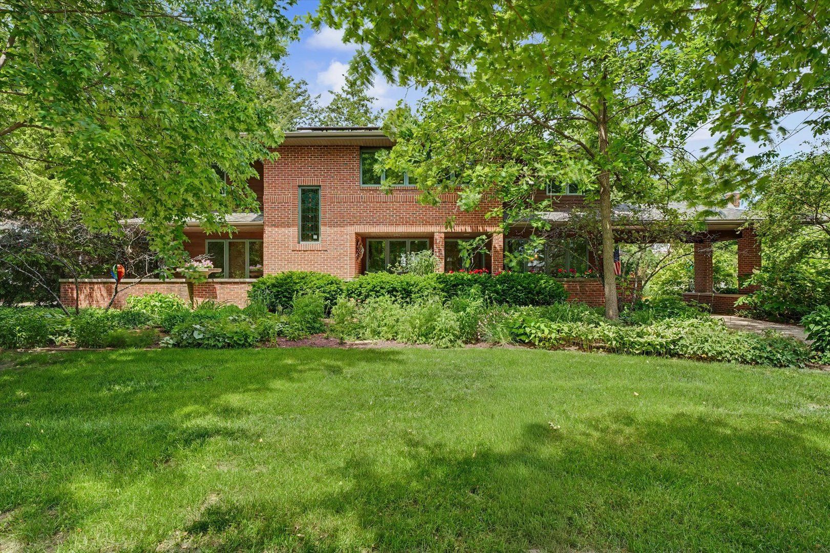 610 W Florida Avenue — Urbana, IL 61801