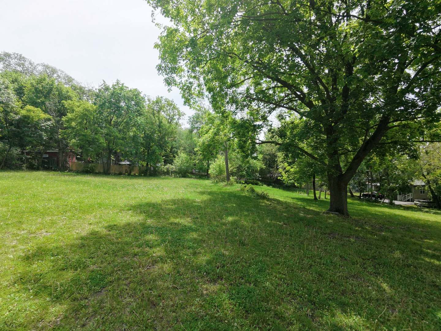 408 BARRINGTON Avenue — East Dundee, IL 60118