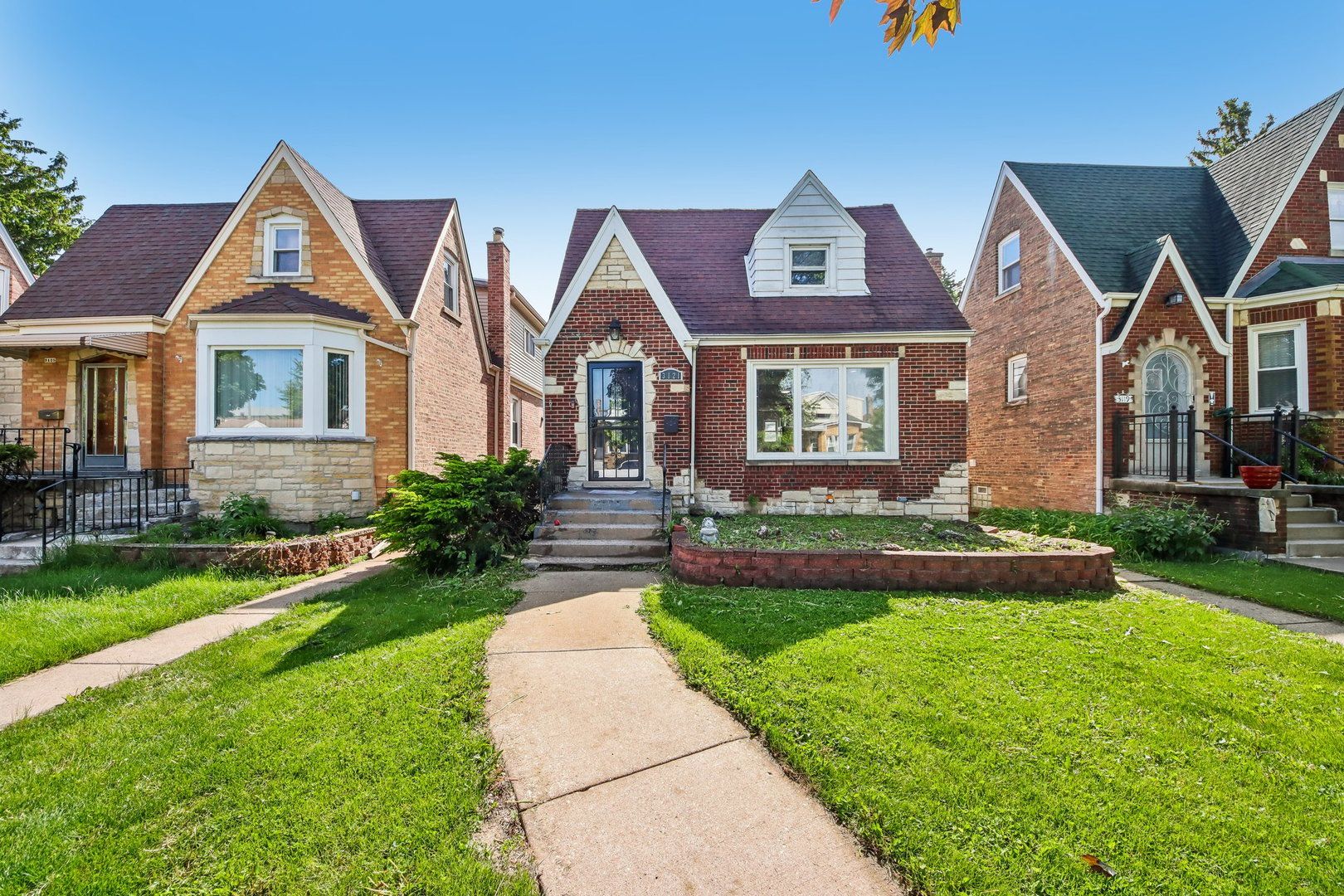 3121 N Nottingham Avenue — Chicago, IL 60634