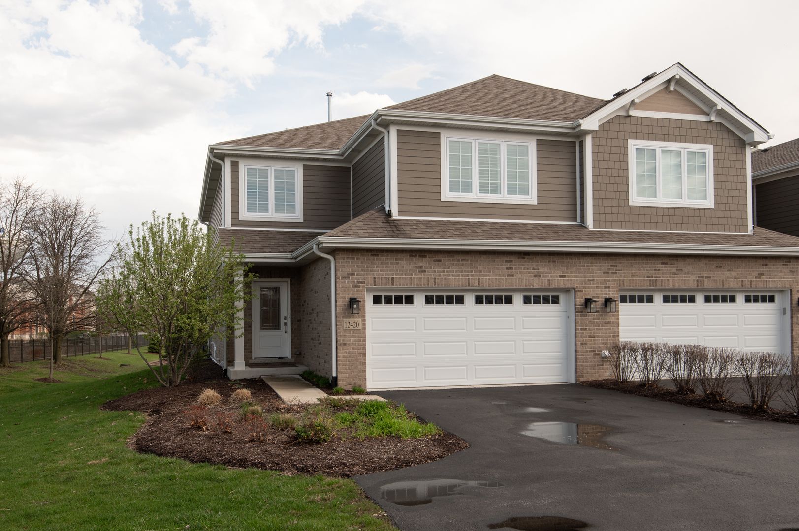 12420 Lacey Drive — Lemont, IL 60439