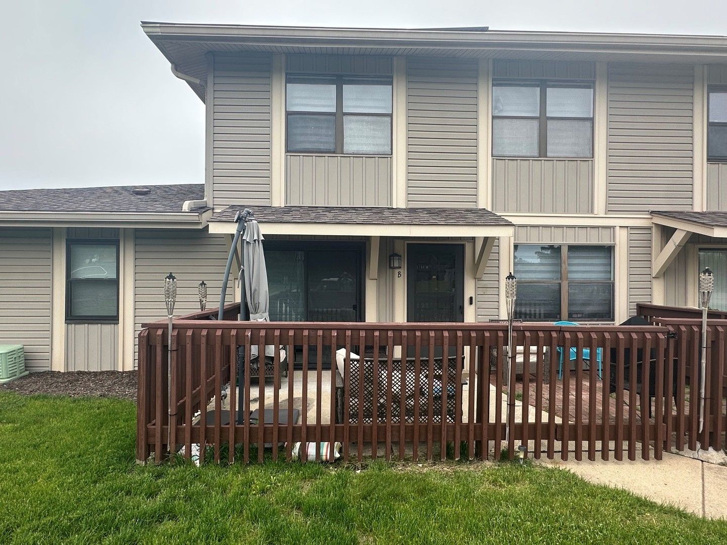 5700 Dutch Mill Court #B — Hanover Park, IL 60133