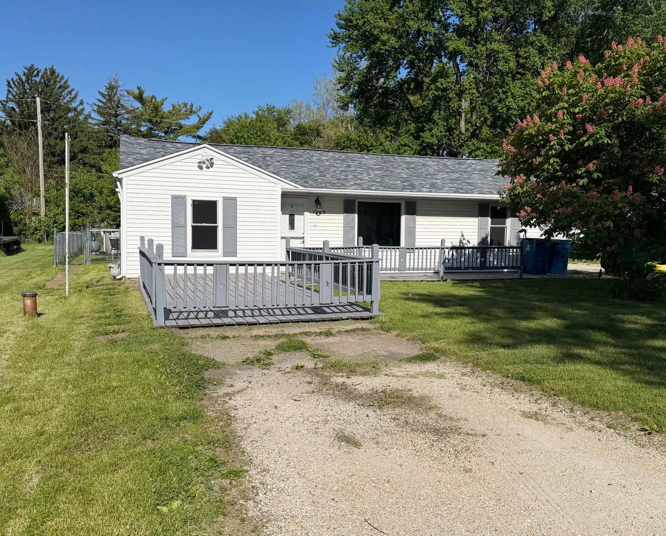 1205 Wilson Street — Sterling, IL 61081