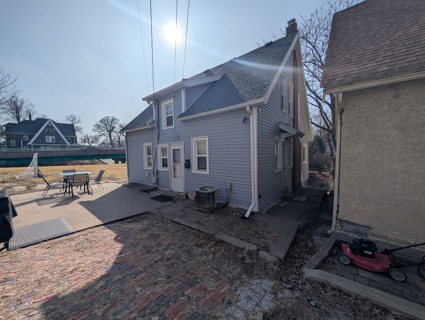 1118 15TH Street — Moline, IL 61265