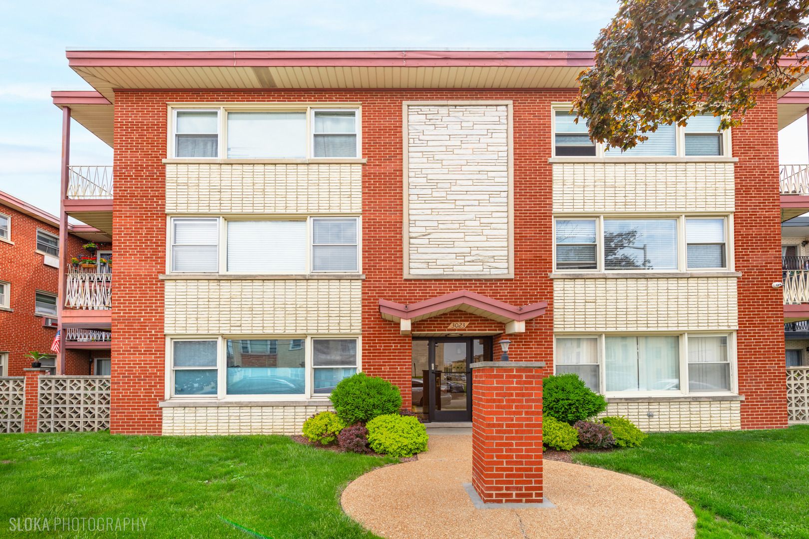 3023 N Paris Avenue #206 — River Grove, IL 60171