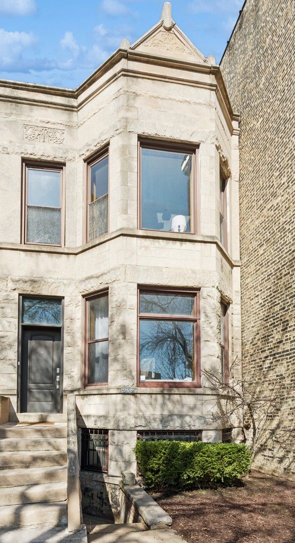 968 W Cuyler Avenue — Chicago, IL 60613