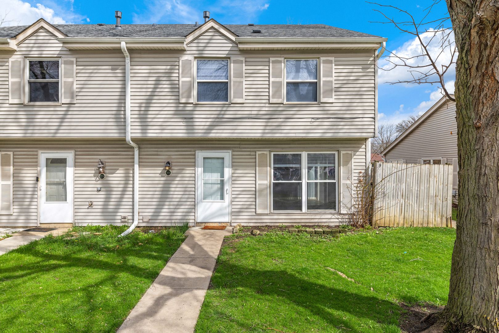 9 Fernwood Drive #N — Bolingbrook, IL 60440