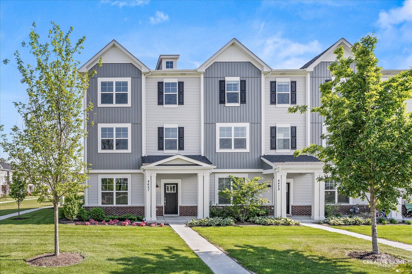 4427 Chelsea Manor Circle — Aurora, IL 60504