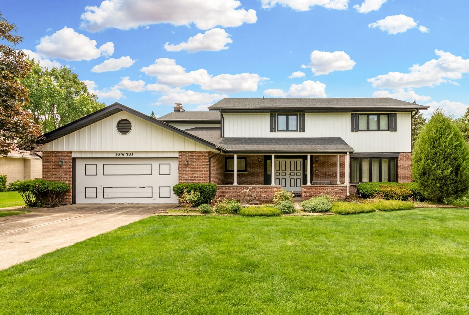 16W731 89th Place — Willowbrook, IL 60527