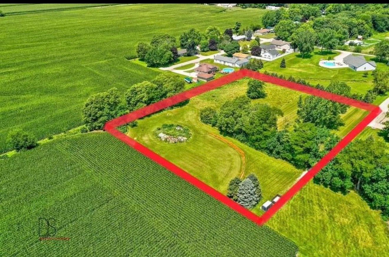 1822 N 2729th Road — Ottawa, IL 61350