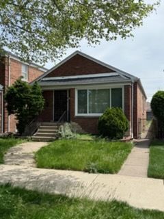 8917 S Ridgeland Avenue — Chicago, IL 60617
