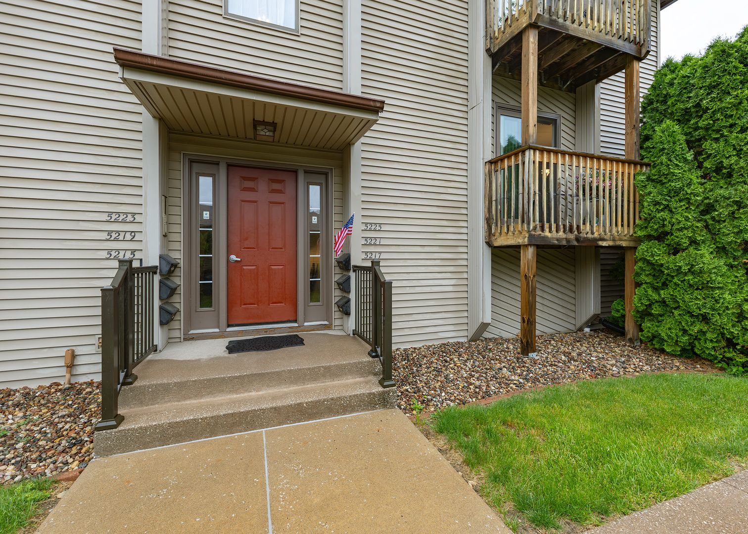 5221 26th Ave A Court #4 — Moline, IL 61265