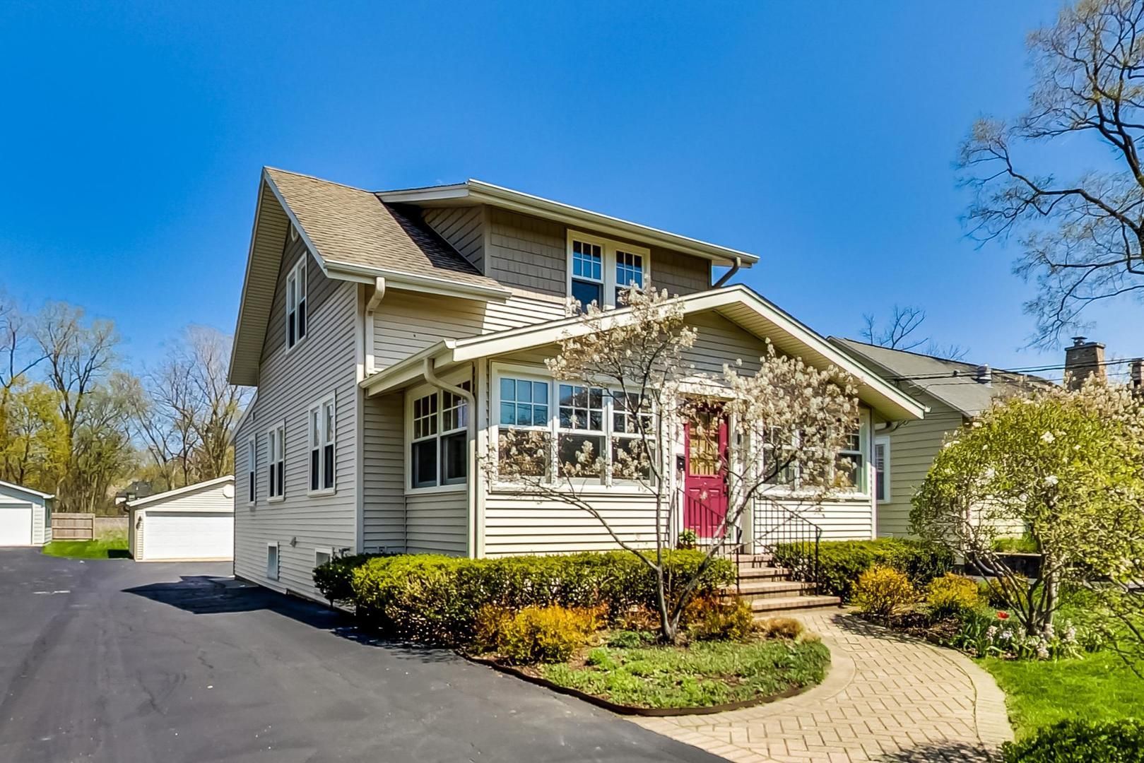 1223 Ridgewood Drive — Highland Park, IL 60035