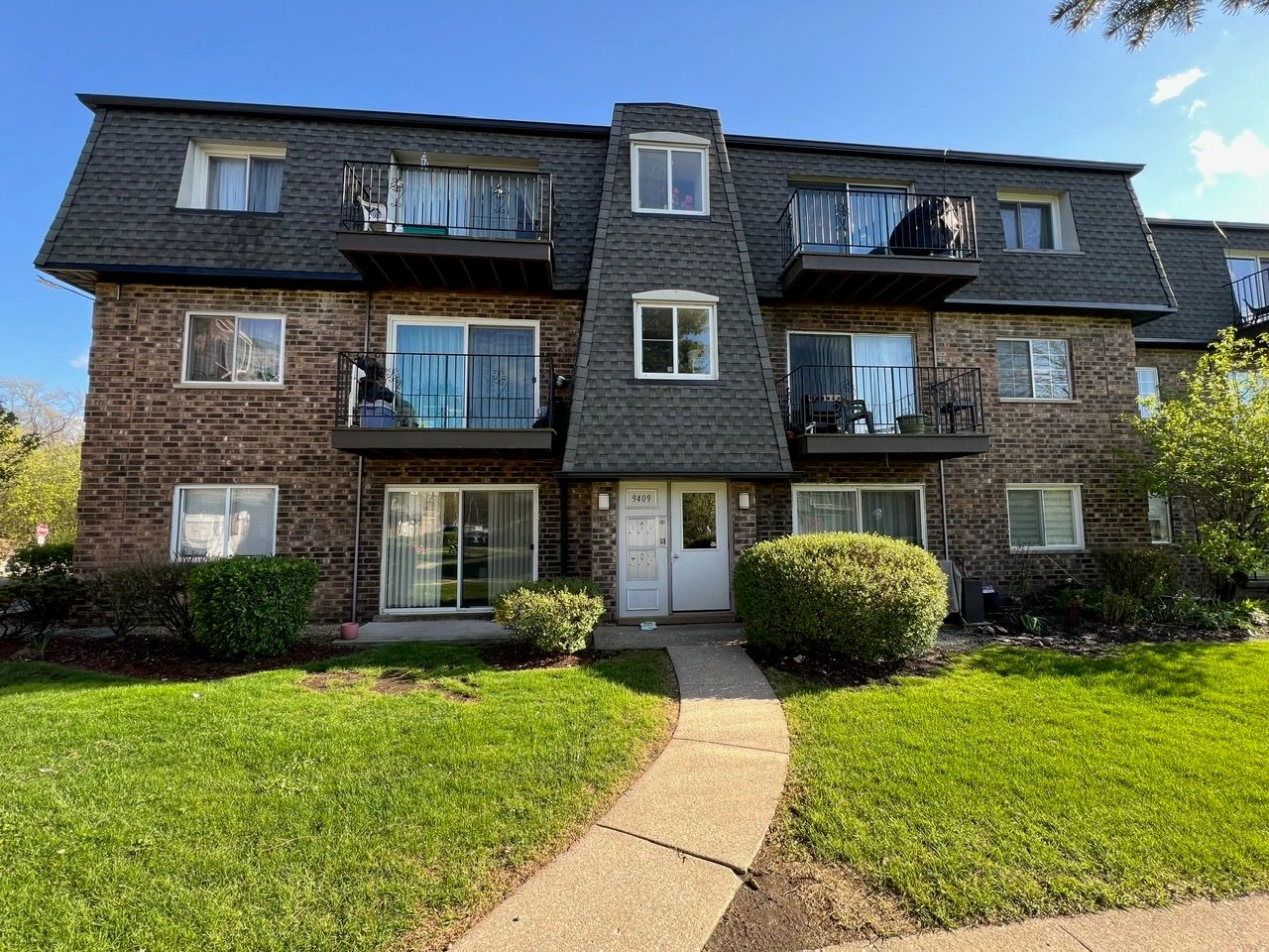 9409 BAY COLONY Drive #1E — Des Plaines, IL 60016