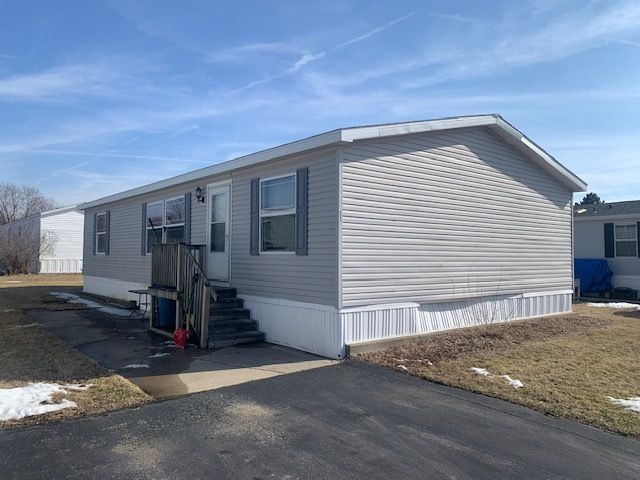 11 Saint George Drive — Bourbonnais, IL 60914