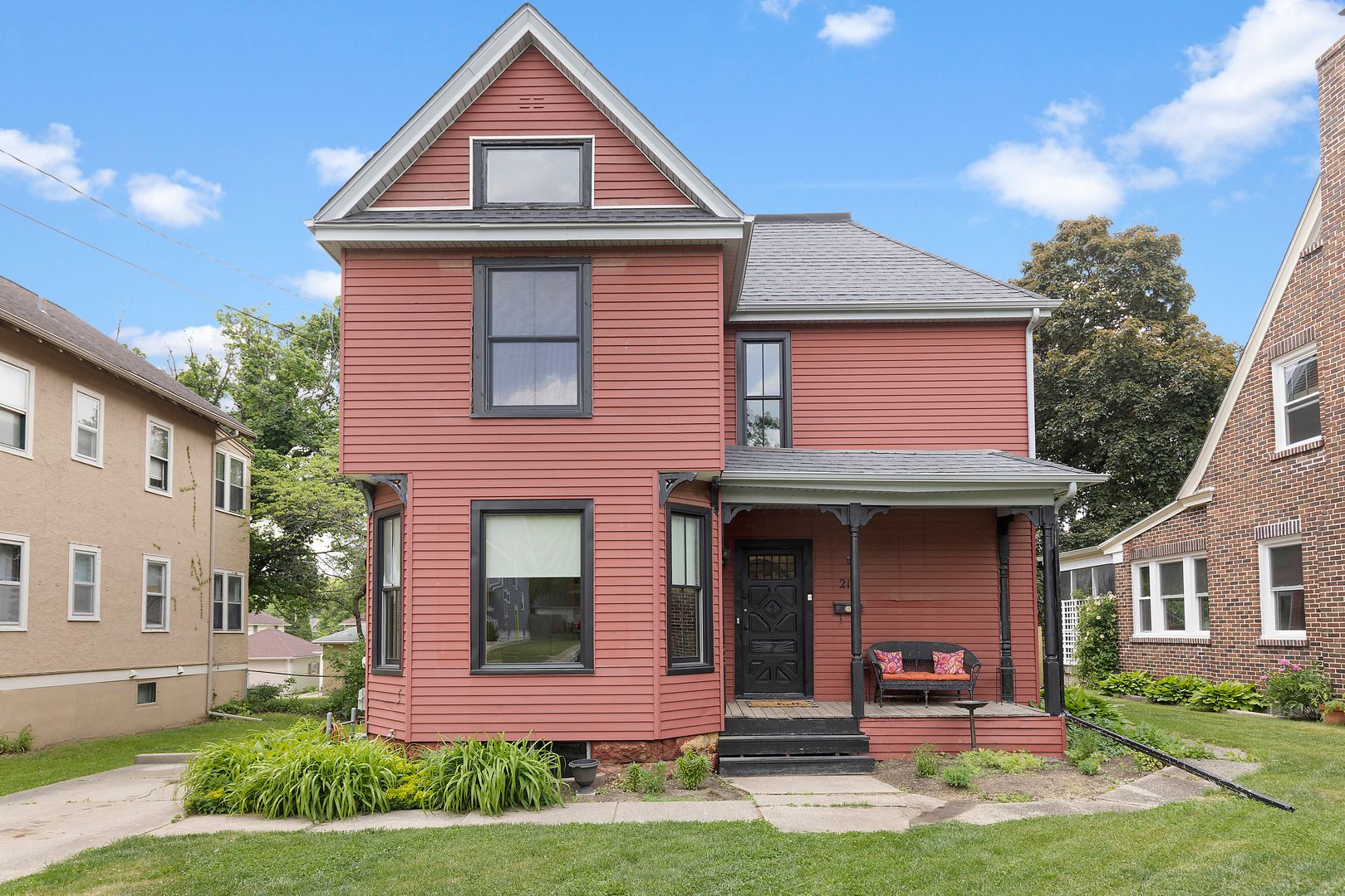 218 N LONDON Avenue — Rockford, IL 61107