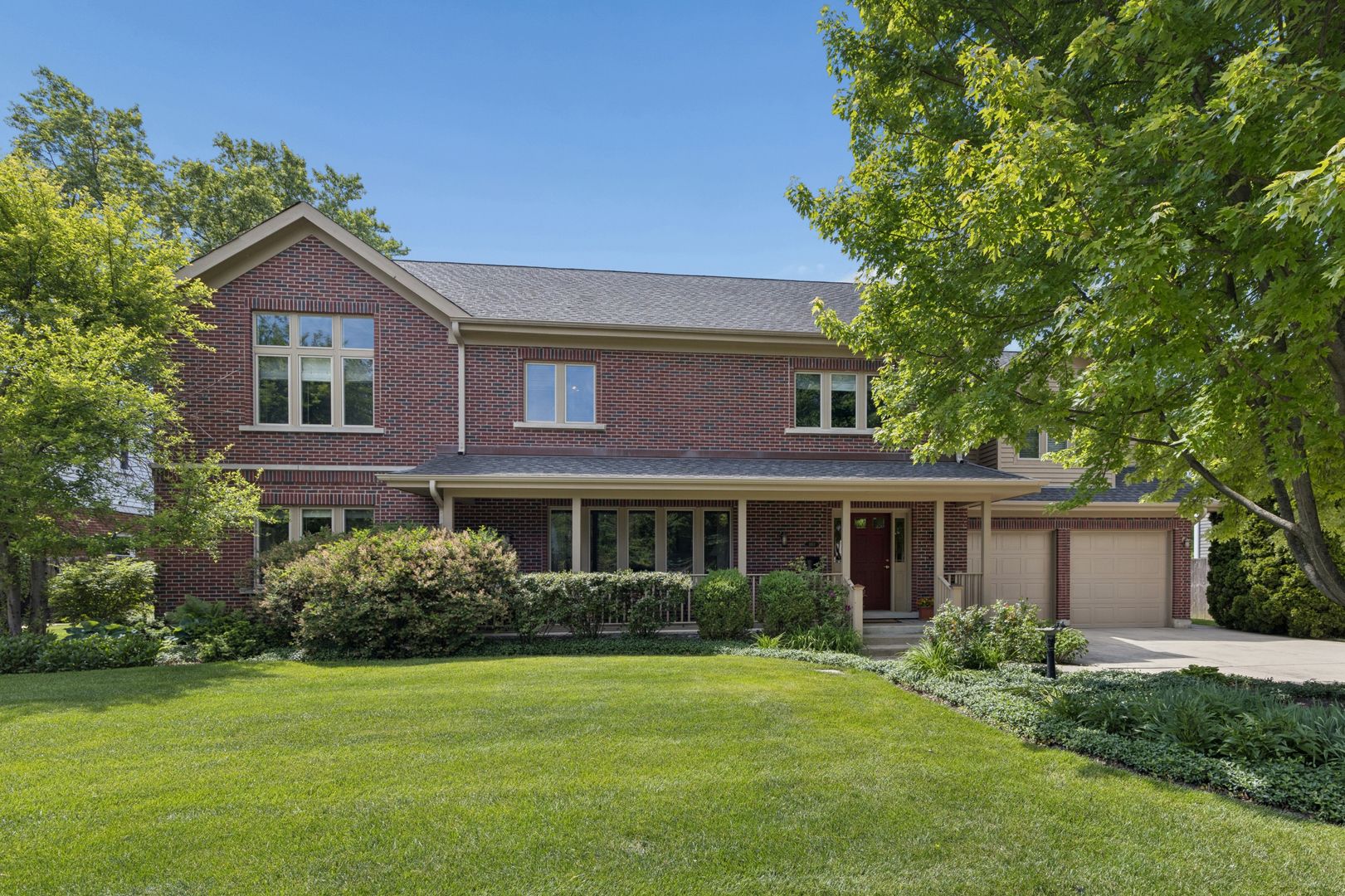 860 Kenton Road — Deerfield, IL 60015