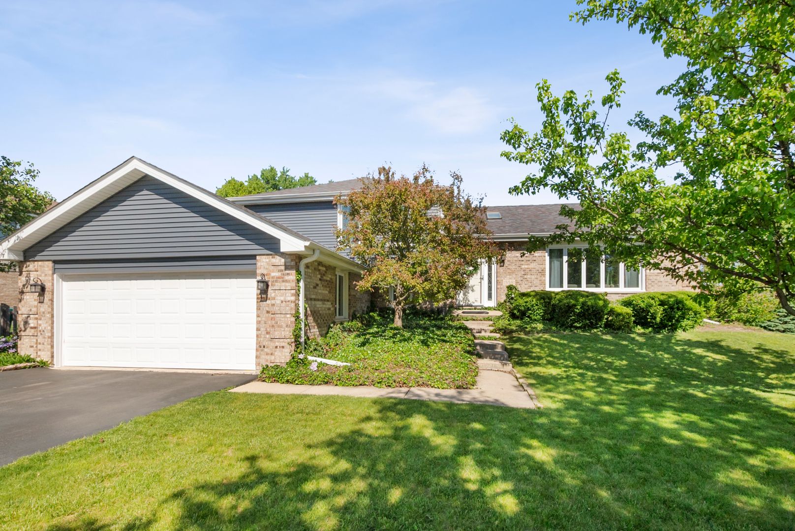 15581 Frances Lane — Orland Park, IL 60462