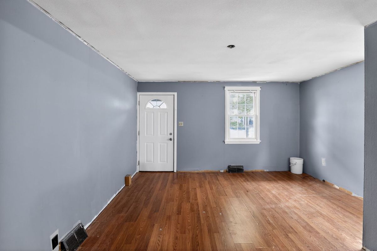 812 N 5th Street, Breese, IL 62230