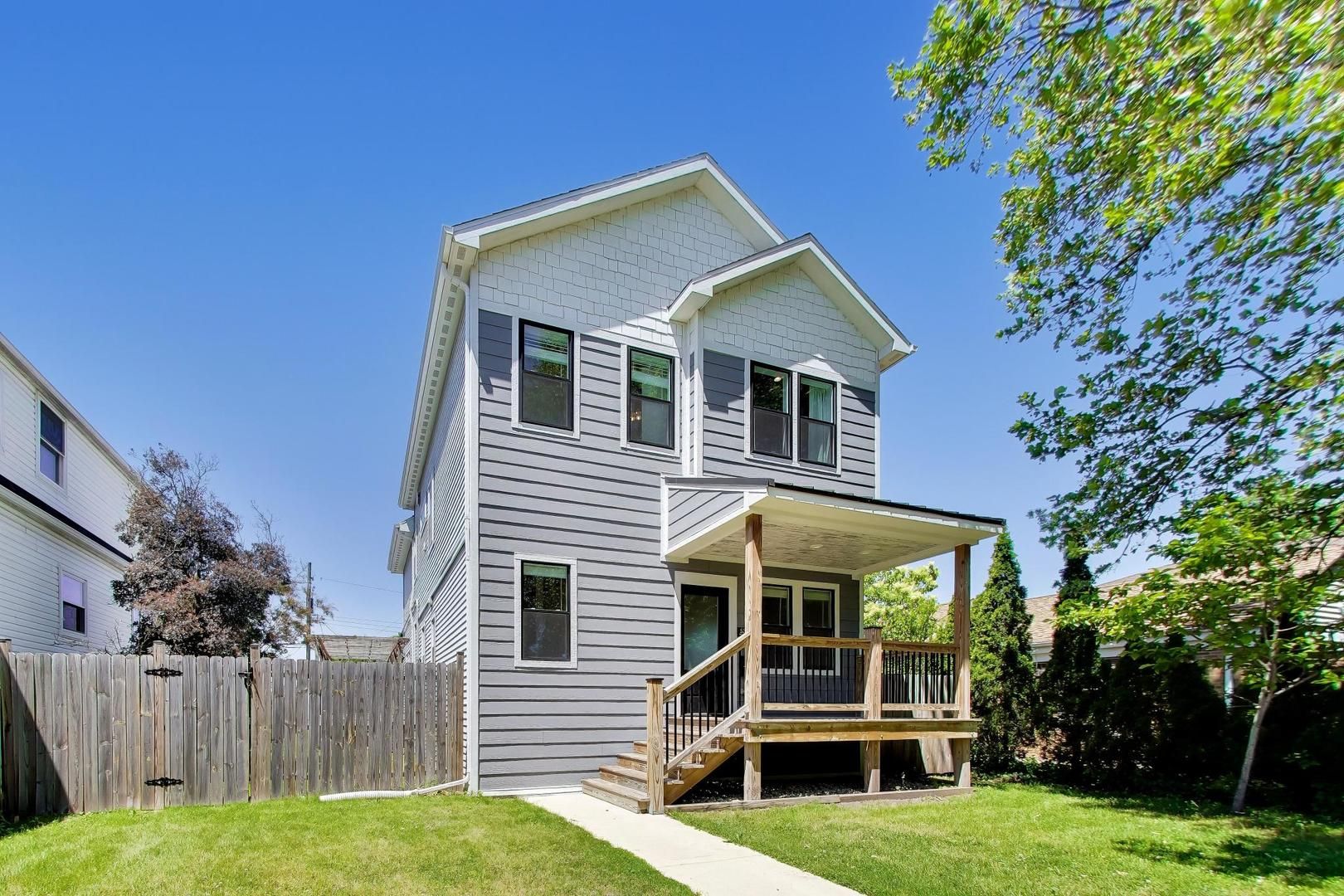 5320 N Moody Avenue — Chicago, IL 60630