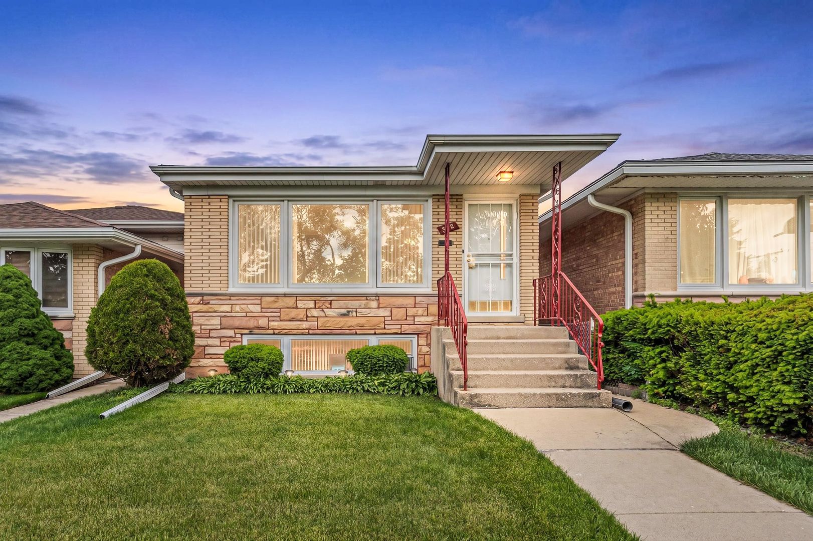 5119 N Oriole Avenue — Harwood Heights, IL 60706