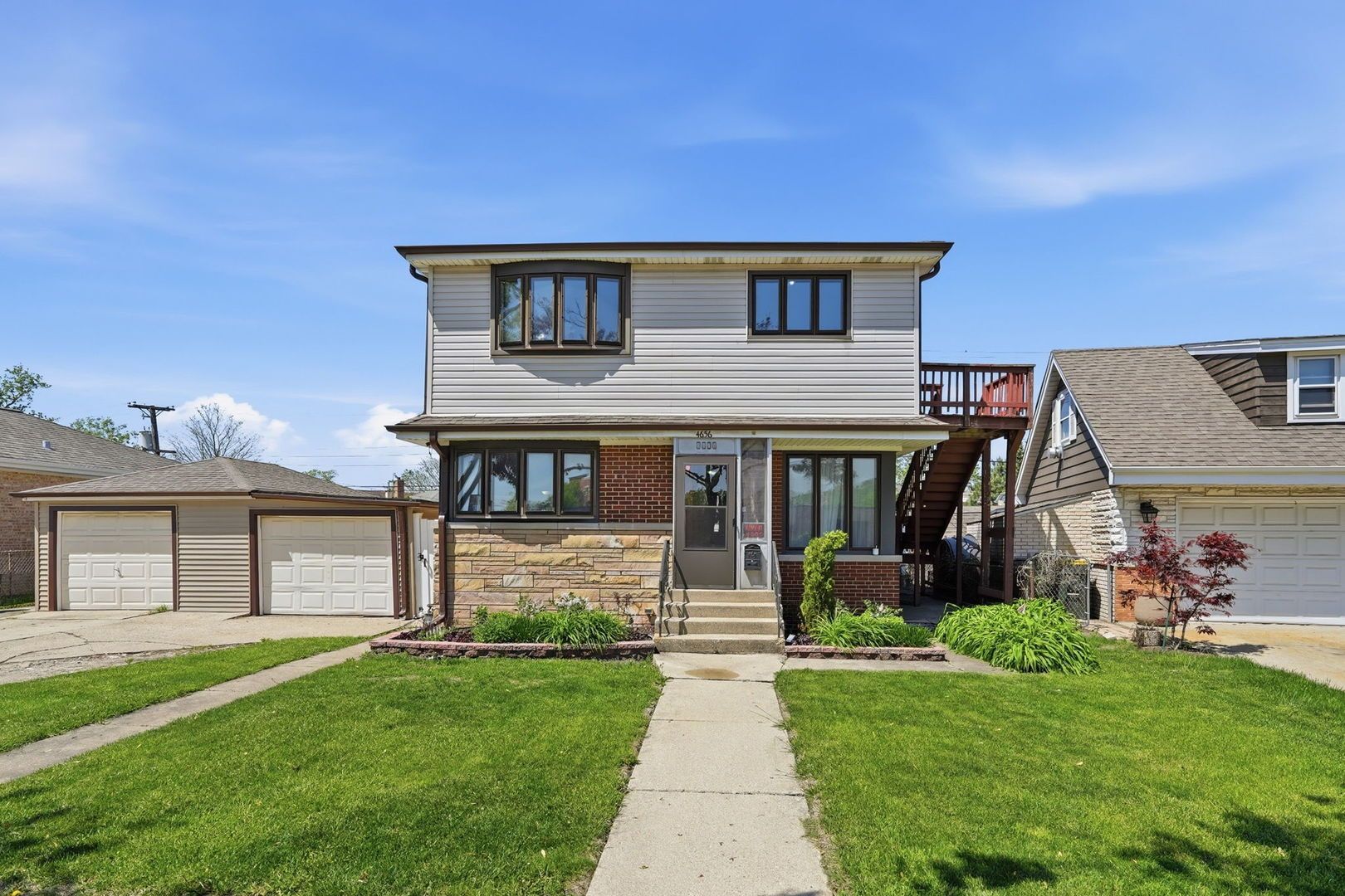 4656 25th Avenue — Schiller Park, IL 60176