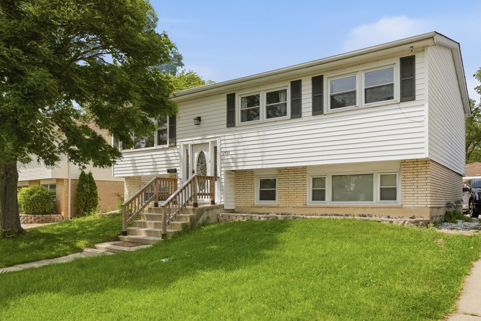 7534 163rd Street — Tinley Park, IL 60477