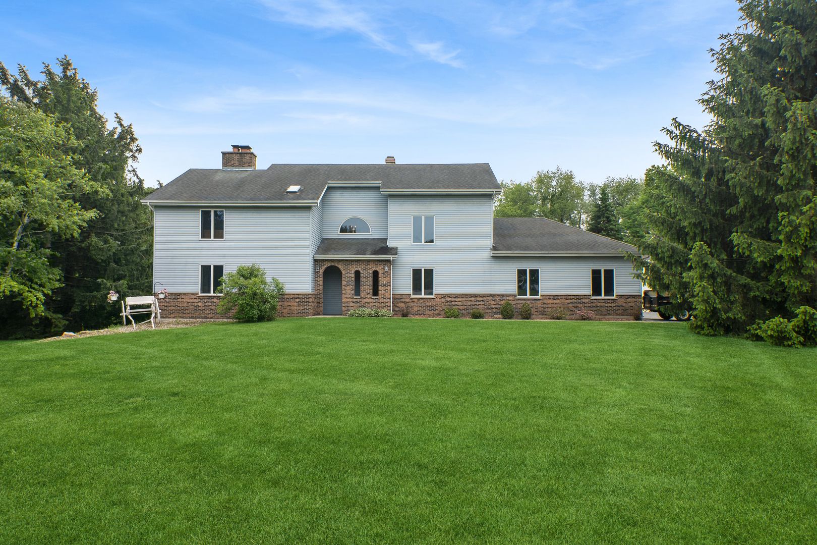40W923 MULHERN Road — Elburn, IL 60119