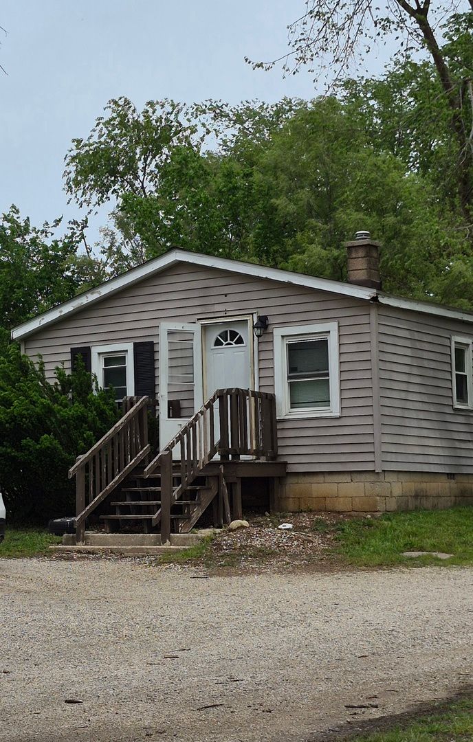 2104 Fairview Avenue — Lockport, IL 60441