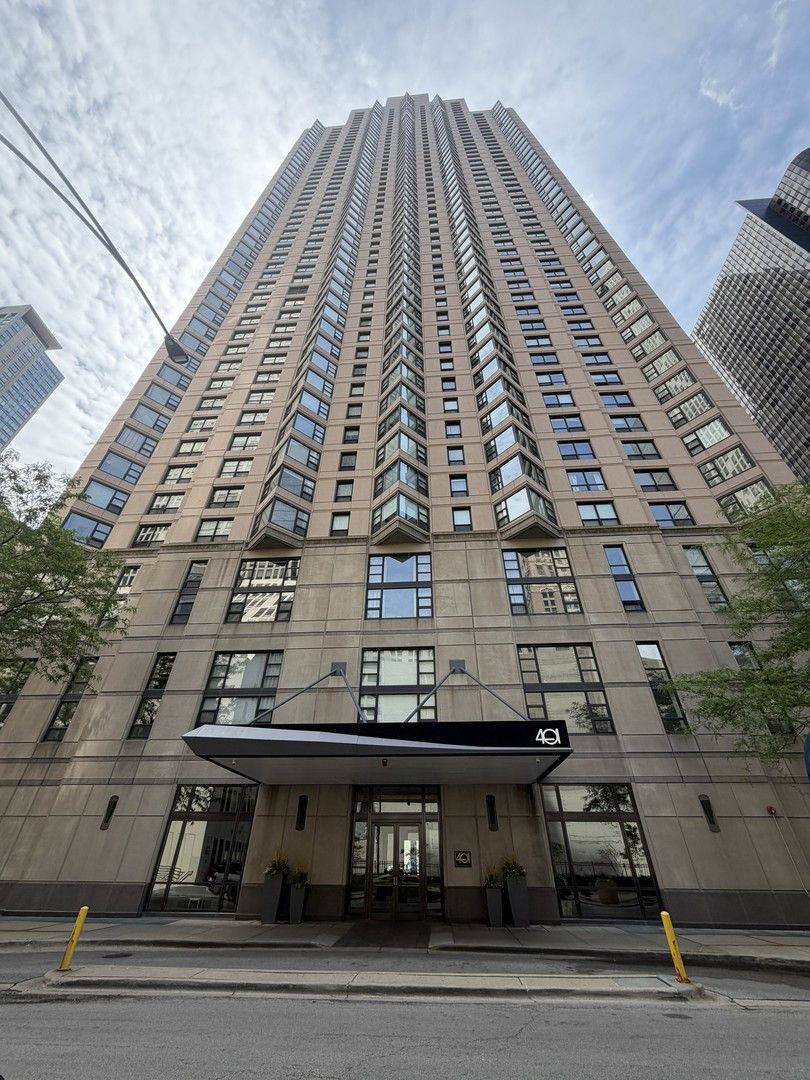 401 E Ontario Street #3408 — Chicago, IL 60611